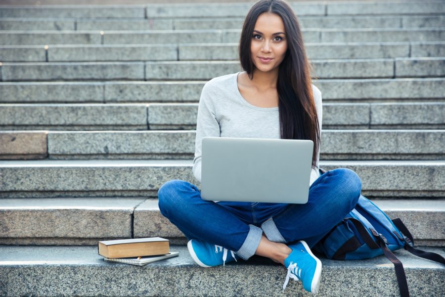Correct Placement of a Thesis Statement in Essay Structure